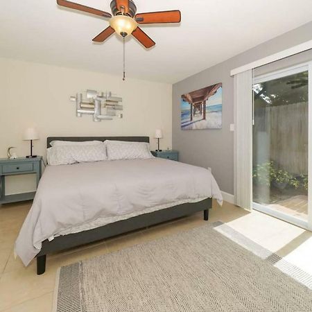 Lovely Cottage - Close To Siesta, Shops & Dining Sarasota Buitenkant foto