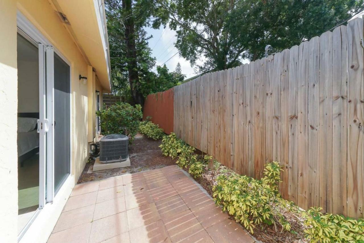Lovely Cottage - Close To Siesta, Shops & Dining Sarasota Buitenkant foto